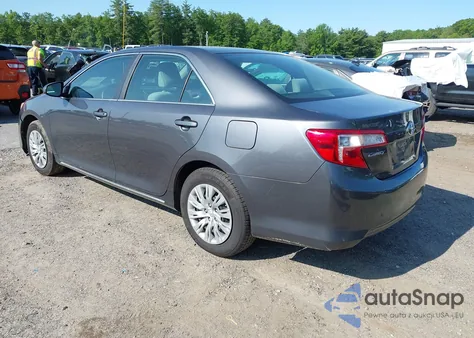 2012 Toyota Camry Le z USA, uszkodzony, nr VIN 4T1BF1FK6CU167574